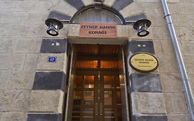 Zeynep Hanim Konagi